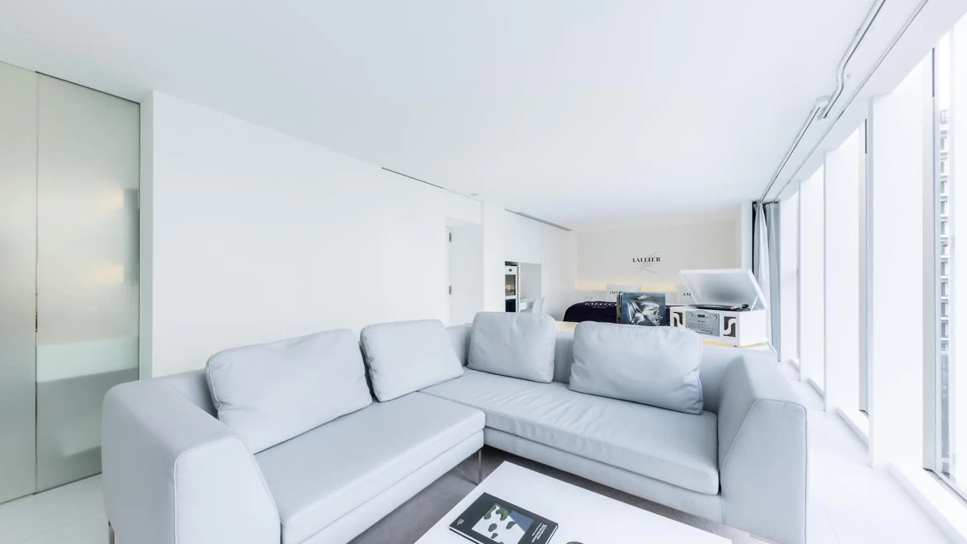 Cuvee J2 Hotel Osaka By Onko Chishin